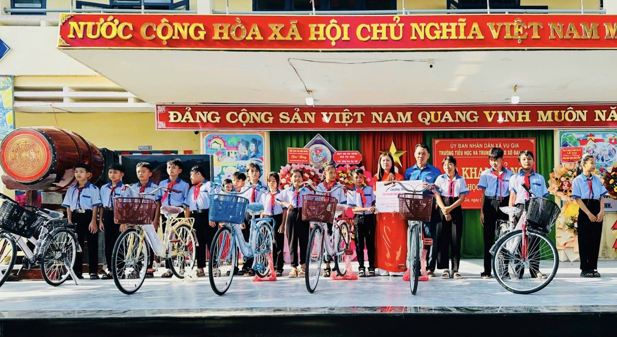 anh tin bai